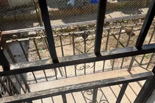 608 W Bristol St, Philadelphia, PA 19140 - Photo 5