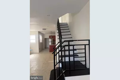 608 W Bristol Street, Philadelphia, PA 19140 - Photo 3