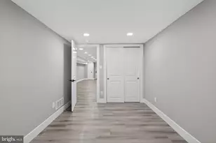 1408 Unruh Ave, Philadelphia, PA 19111 - Photo 25