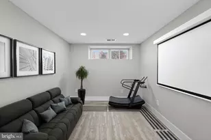 1408 Unruh Ave, Philadelphia, PA 19111 - Photo 23