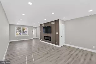 1408 Unruh Ave, Philadelphia, PA 19111 - Photo 5