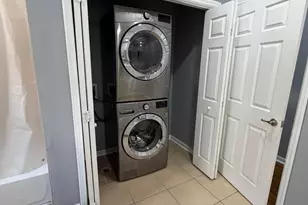 1831 W Diamond St, Philadelphia, PA 19121 - Photo 9