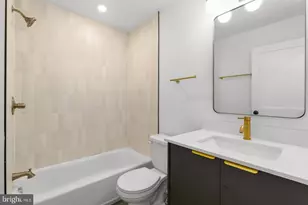 1134 Pine St, Philadelphia, PA 19107 - Photo 15