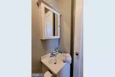 2031 Locust Street #802, Philadelphia, PA 19103 - Photo 23