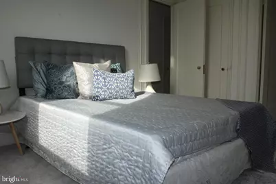 2031 Locust Street #302, Philadelphia, PA 19103 - Photo 9