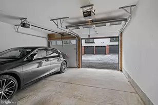 2341 Wallace St, Philadelphia, PA 19130 - Photo 39