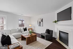 2341 Wallace St, Philadelphia, PA 19130 - Photo 5