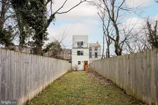 173 W Price St, Philadelphia, PA 19144 - Photo 39