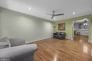 8504 Forrest Ave, Philadelphia, PA 19150 - Photo 15