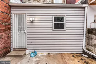 2051 S Dorrance St, Philadelphia, PA 19145 - Photo 27