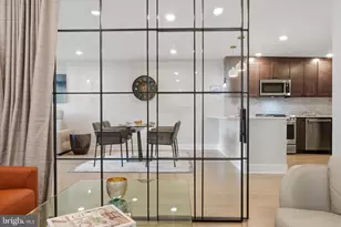 241 S 6th St, Philadelphia, PA 19106 - Photo 13