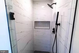 937 E Gorgas Ln, Philadelphia, PA 19150 - Photo 27