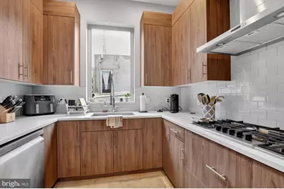 151 N 2nd Street #5, Philadelphia, PA 19106 - Photo 7