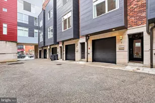 151 N 2nd St, Philadelphia, PA 19106 - Photo 33