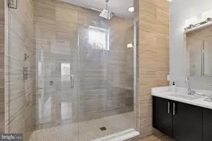 151 N 2nd St, Philadelphia, PA 19106 - Photo 25