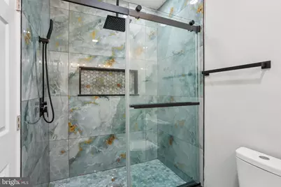 2225 N Waterloo Street, Philadelphia, PA 19133 - Photo 15