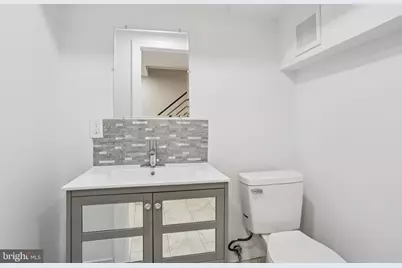 2225 N Waterloo Street, Philadelphia, PA 19133 - Photo 21