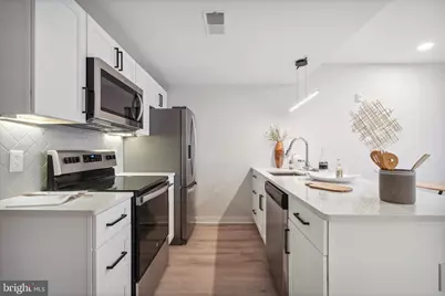 1805 N Howard Street #308, Philadelphia, PA 19122 - Photo 3