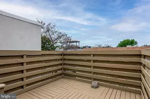 988 N 2nd St, Philadelphia, PA 19123 - Photo 5