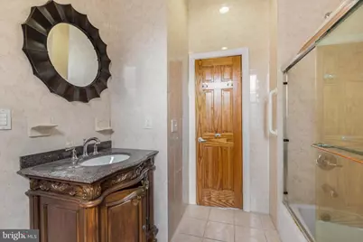 1704 W Girard Avenue #2, Philadelphia, PA 19130 - Photo 11