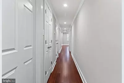 1901 Walnut Street #12C, Philadelphia, PA 19103 - Photo 9