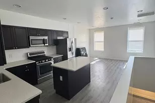 1735 McKean St, Philadelphia, PA 19145 - Photo 9