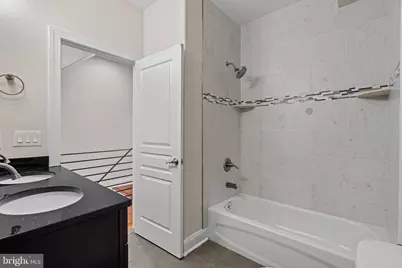 2039 E Hazzard Street, Philadelphia, PA 19125 - Photo 27