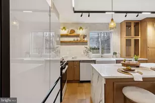 1418 Orange St, Philadelphia, PA 19125 - Photo 13