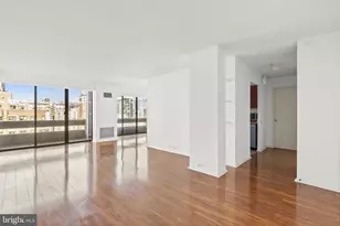 1326 Spruce St, Philadelphia, PA 19107 - Photo 5