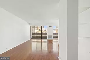 1326 Spruce St, Philadelphia, PA 19107 - Photo 3