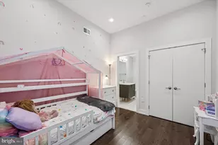 2537 Graduate Square, Philadelphia, PA 19146 - Photo 13