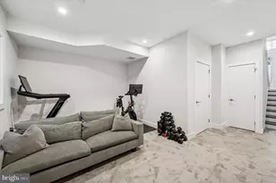 2537 Graduate Square, Philadelphia, PA 19146 - Photo 37