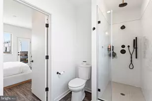 2006 Northbank Pl, Philadelphia, PA 19125 - Photo 27