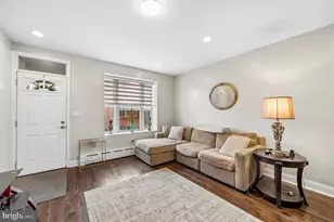 2427 S Mole St, Philadelphia, PA 19145 - Photo 3