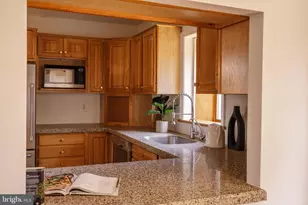 3010 Foxx Ln, Philadelphia, PA 19144 - Photo 27