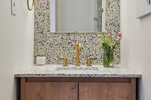 2437 Carpenter St, Philadelphia, PA 19146 - Photo 29