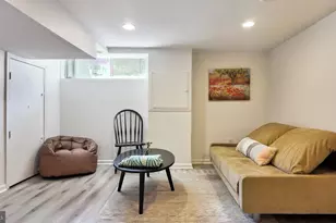 2437 Carpenter St, Philadelphia, PA 19146 - Photo 35