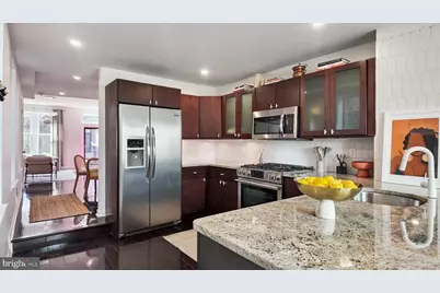 2437 Carpenter Street, Philadelphia, PA 19146 - Photo 13