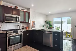 2437 Carpenter St, Philadelphia, PA 19146 - Photo 15