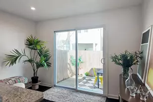 2437 Carpenter St, Philadelphia, PA 19146 - Photo 17