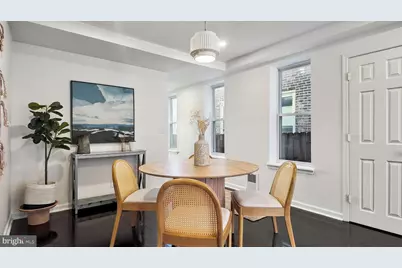 2437 Carpenter Street, Philadelphia, PA 19146 - Photo 11