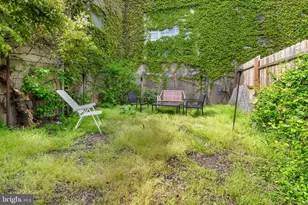 2010 E York St, Philadelphia, PA 19125 - Photo 17