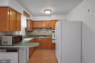 1826 Fox Chase Rd, Philadelphia, PA 19152 - Photo 11