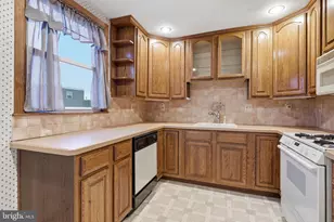 3209 Saxon Pl, Philadelphia, PA 19114 - Photo 9