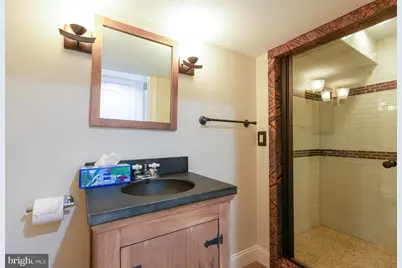 3161 S Sydenham Street, Philadelphia, PA 19145 - Photo 21