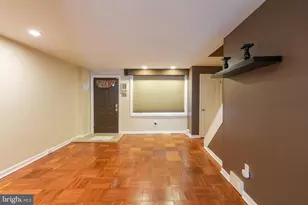 3161 S Sydenham St, Philadelphia, PA 19145 - Photo 5