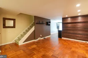 3161 S Sydenham St, Philadelphia, PA 19145 - Photo 3