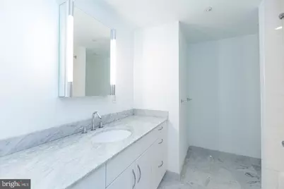 219 S 18th Street #513, Philadelphia, PA 19103 - Photo 7