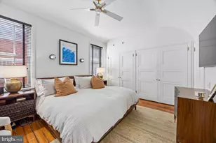 318 S American St, Philadelphia, PA 19106 - Photo 23