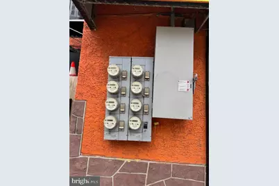 619 N 11th Street, Philadelphia, PA 19123 - Photo 3